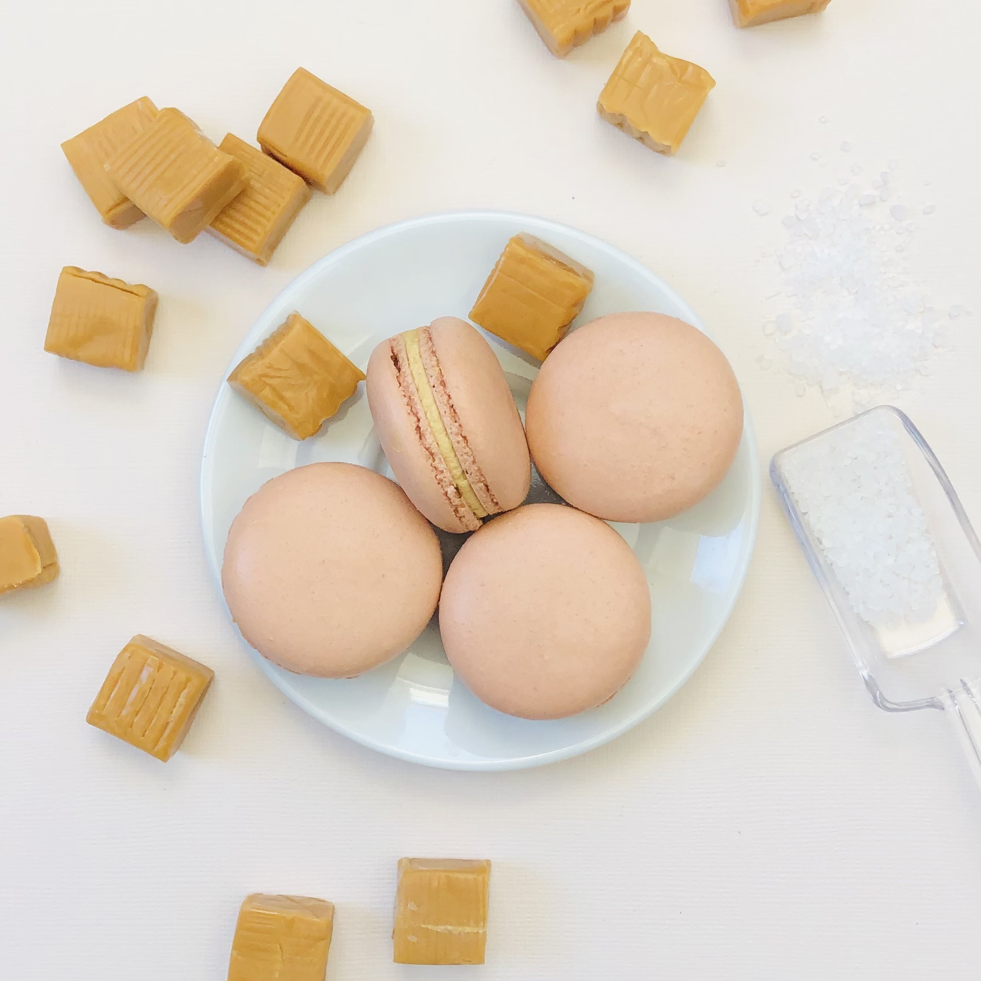 Salted Caramel Macaron Salted Caramel Macaron